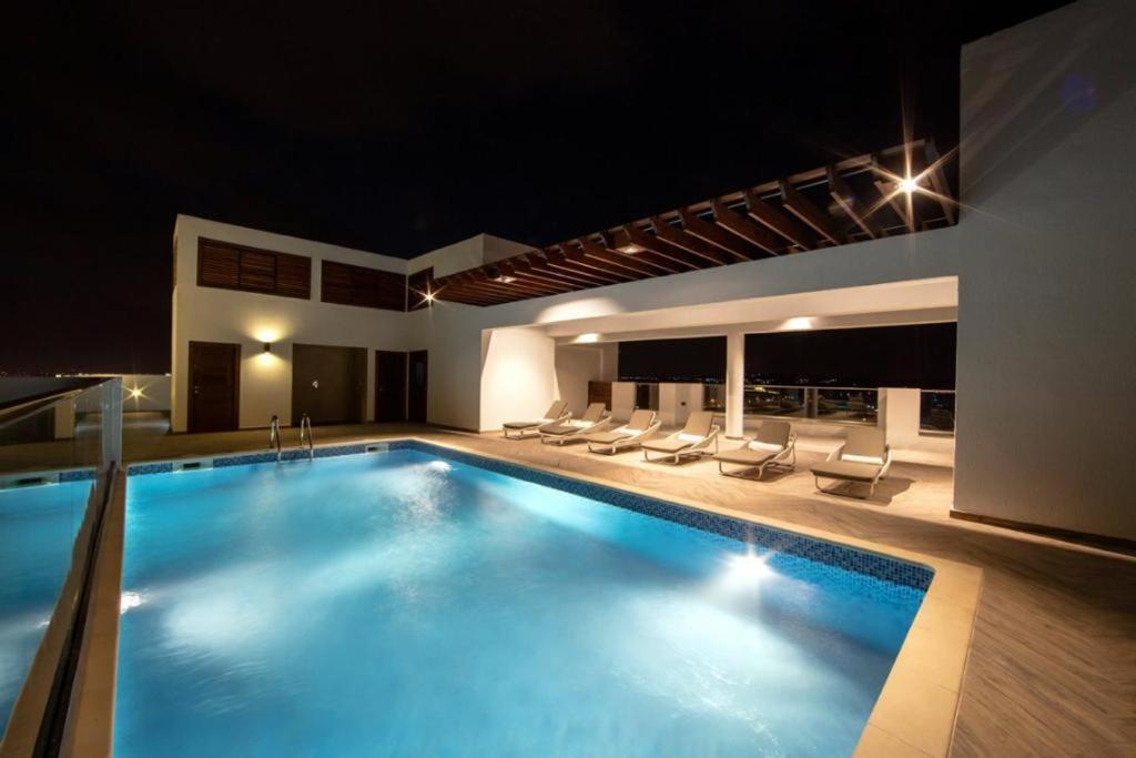 The Gallery Luxury Suites Cpg East Legon Exterior photo