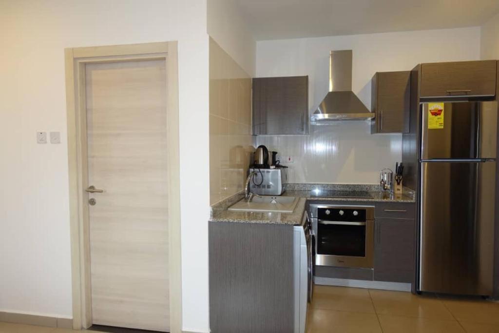 The Gallery Luxury Suites Cpg East Legon Exterior photo