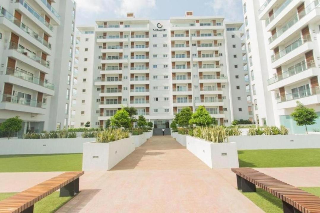 The Gallery Luxury Suites Cpg East Legon Exterior photo