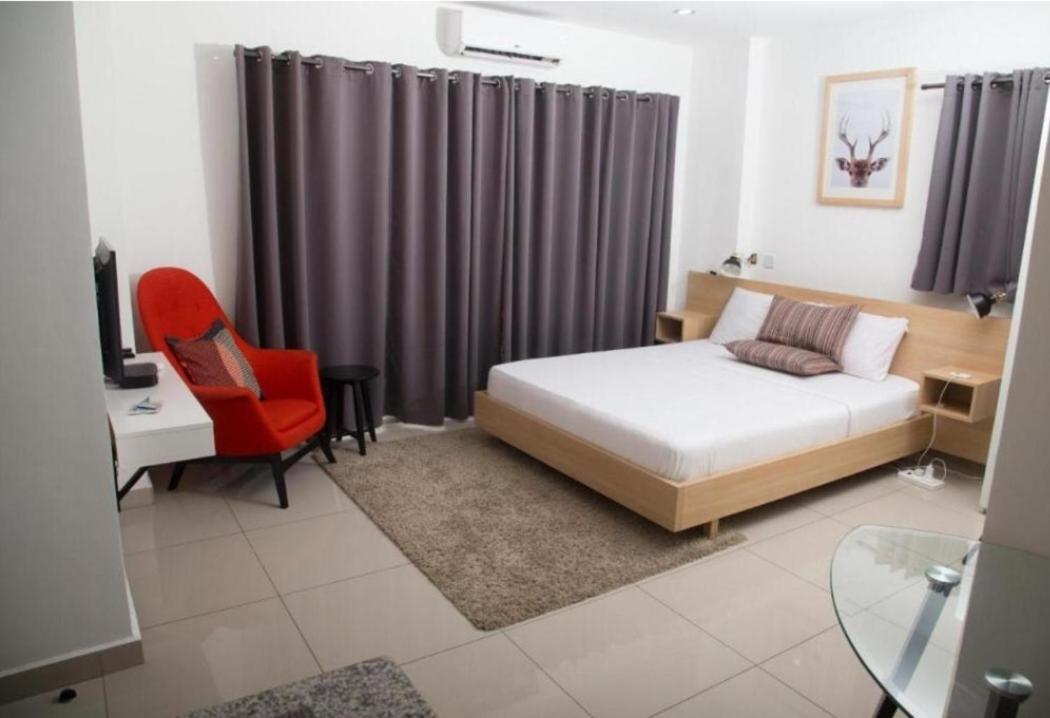 The Gallery Luxury Suites Cpg East Legon Exterior photo